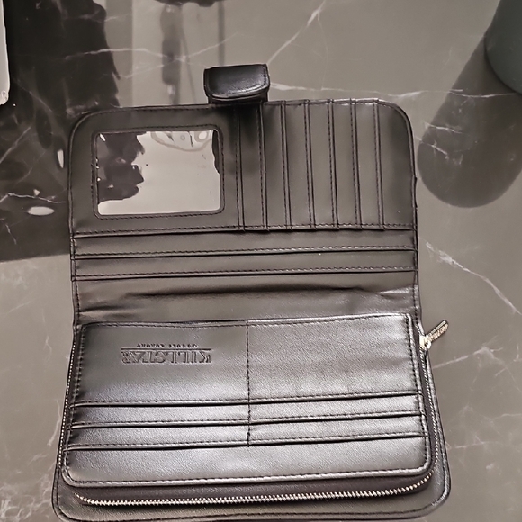 Killstar Black Wallet with Silver Studs - Picture 3 of 5